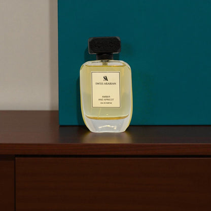 Amber and Apricot – Swiss Arabian (Mujer)