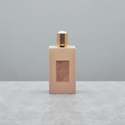 Ameerat Al Arab Prive Rose
-Lattafa Perfumes (Mujer)